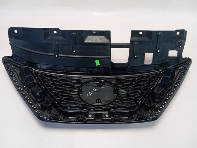 Grelha do radiador 62398HV80A Nissan/Infiniti
