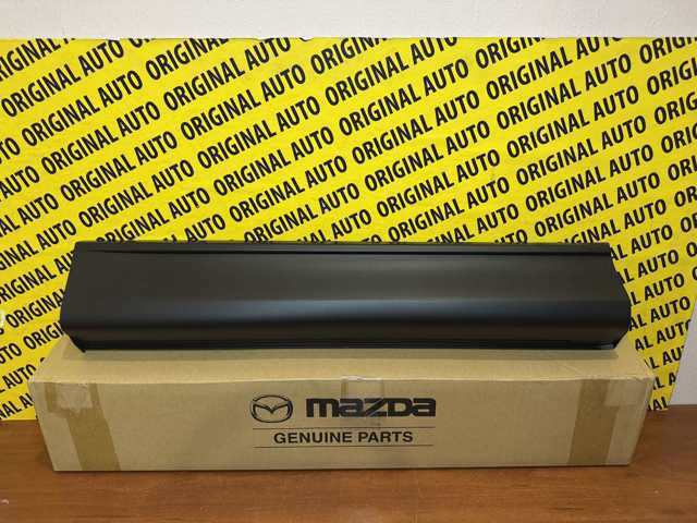 Compre KB7W51RC0D Mazda Moldura da porta traseira direita