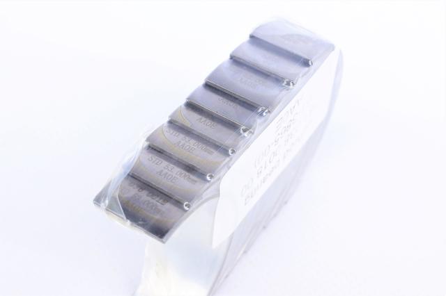 Compre 181038001800 NE/NPR Folhas inseridas de cambota de biela, kit, padrão (STD)