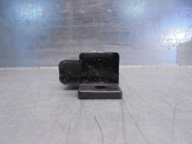 Compre AH4215K603AA Land Rover Antena