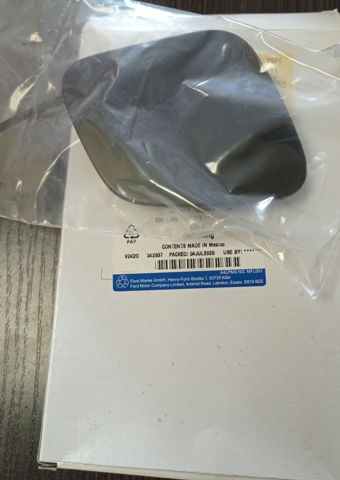 Compre PFD99637CA Signeda Tampão dianteira do pára-choque do gancho de reboque