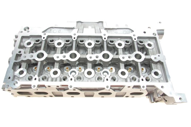 908260 AMC Cabeça de motor (CBC)