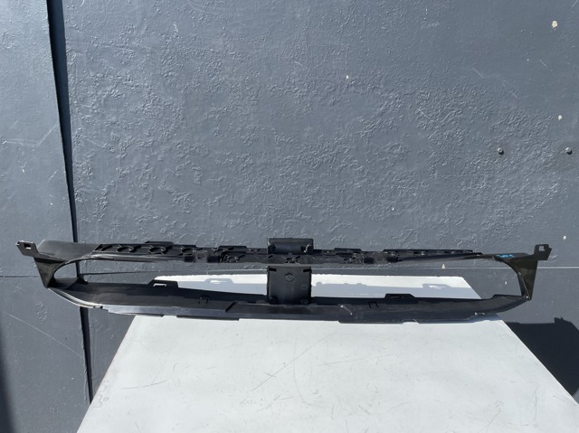 51647397473 BMW Conduto de ar (defletor) inferior do radiador