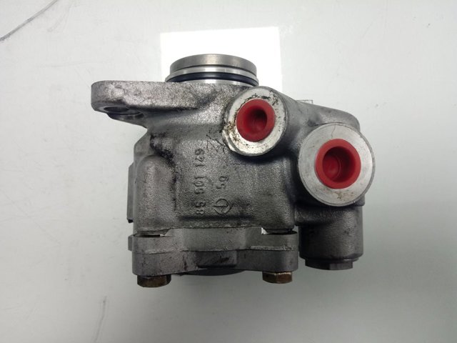 Bomba da Direção hidrâulica assistida 7682955142 Iveco