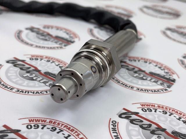Sensor dianteiro de óxidos de nitrogênio NOX A000905801187 Mercedes