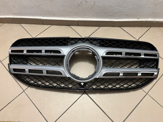 A1678855704 Mercedes Grelha do radiador