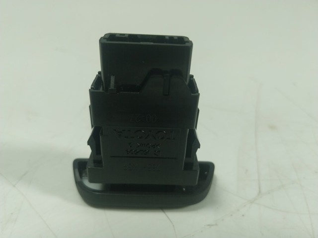Botão de ativação do sinal de emergência 843320D220 Toyota