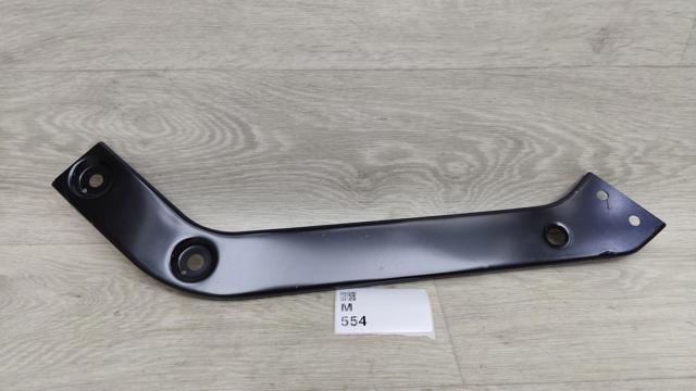 Consola superior direita do radiador Signeda PVG30039AR