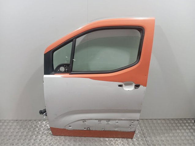Porta dianteira esquerda Peugeot/Citroen 9822696380