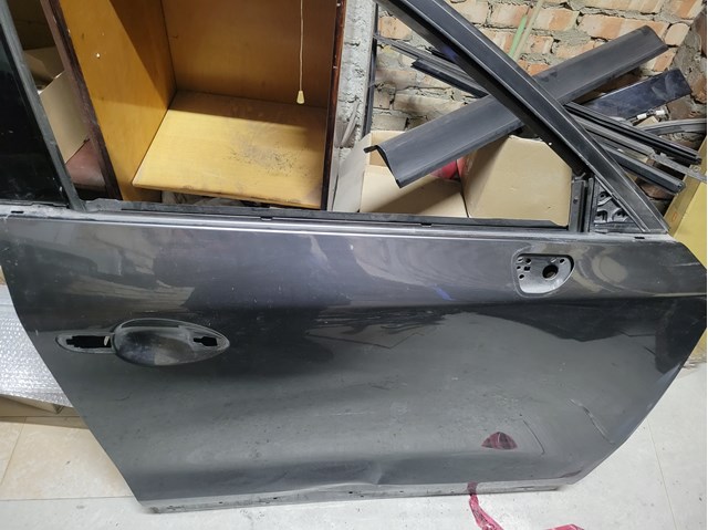 KBY05802XE Mazda Porta dianteira direita