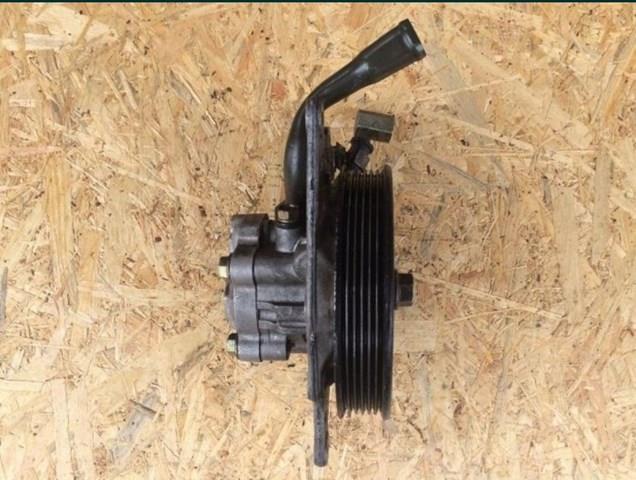 Bomba da Direção hidrâulica assistida YL843D639BD Ford