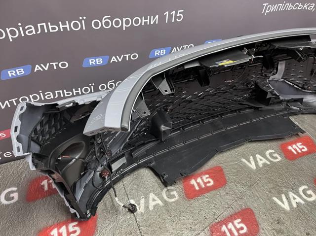 Pára-choque dianteiro 11A807217GRU VAG