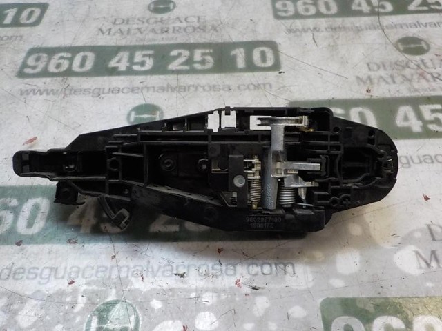 Compre 1609239680 Peugeot/Citroen Maçaneta externa direita da porta traseira