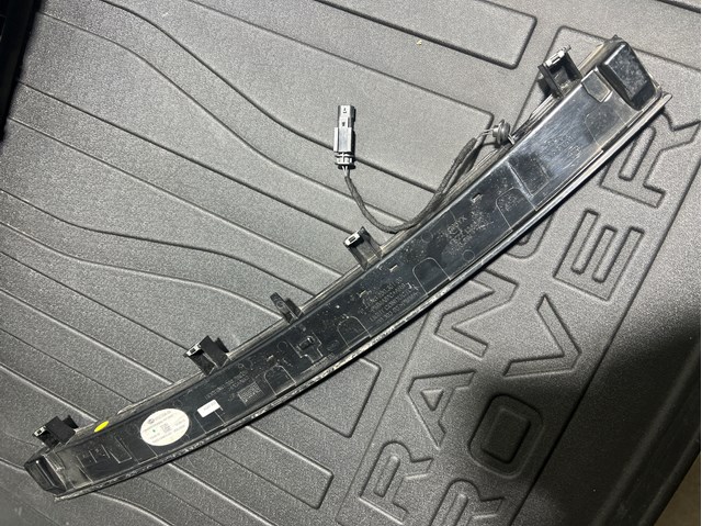 Sinal de parada traseiro adicional para Land Rover Range Rover SPORT II L494