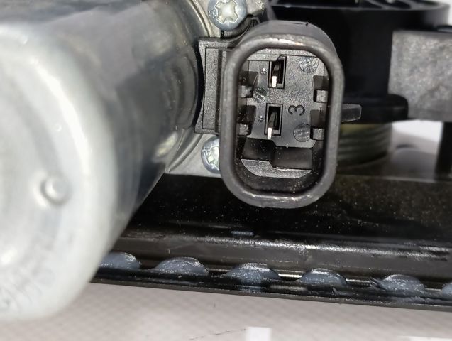 Mecanismo de acionamento de vidro da porta dianteira esquerda Iveco 5802578842 preço, a partir de 112,50 USD