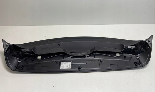 Spoiler de porta-malas (de 3ª/5ª porta traseira) LR137575 Land Rover