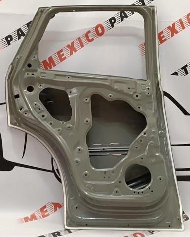 Porta traseira esquerda KBY07302XE Mazda