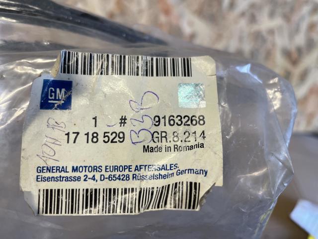 Protetores de lama traseiros, kit General Motors 1718529