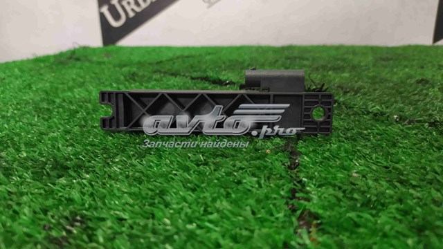 Compre LR099137 Land Rover 