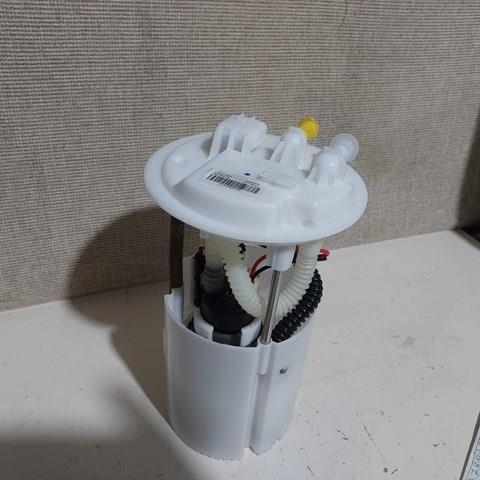 Compre 172021036R Renault (RVI) Módulo de bomba de combustível com sensor do nível de combustível