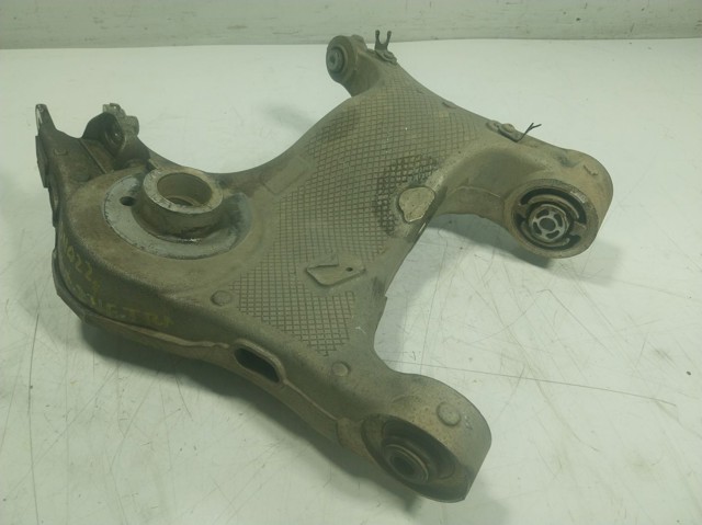 Braço oscilante inferior esquerdo de suspensão traseira Jaguar T4A8082 preço, a partir de 180,90 USD