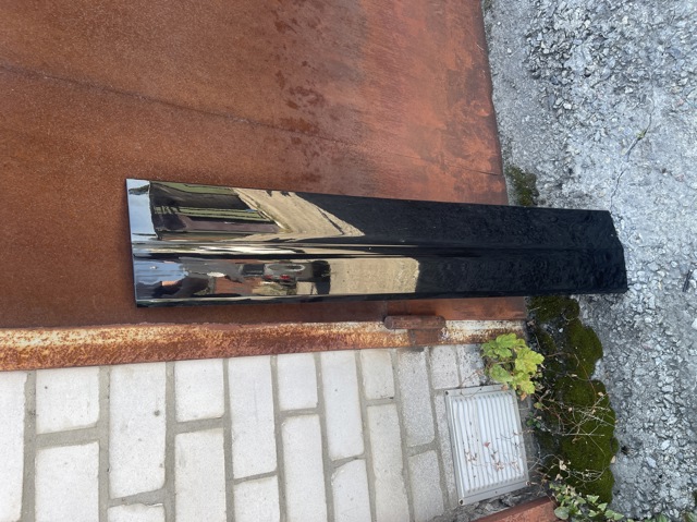 Moldura da porta dianteira esquerda VAG 760854939DGRU