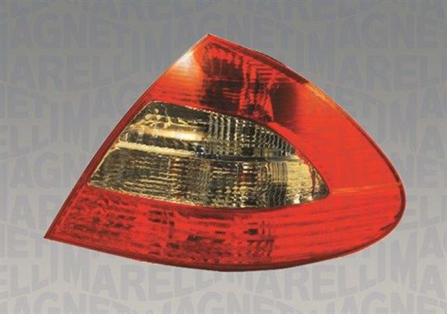Compre LLF822 Magneti Marelli Lanterna traseira esquerda externa