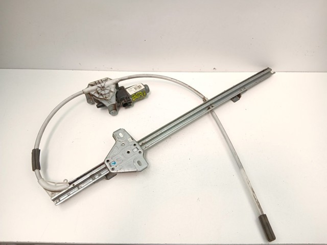 8200467967 Nissan/Infiniti Mecanismo de acionamento de vidro da porta dianteira direita