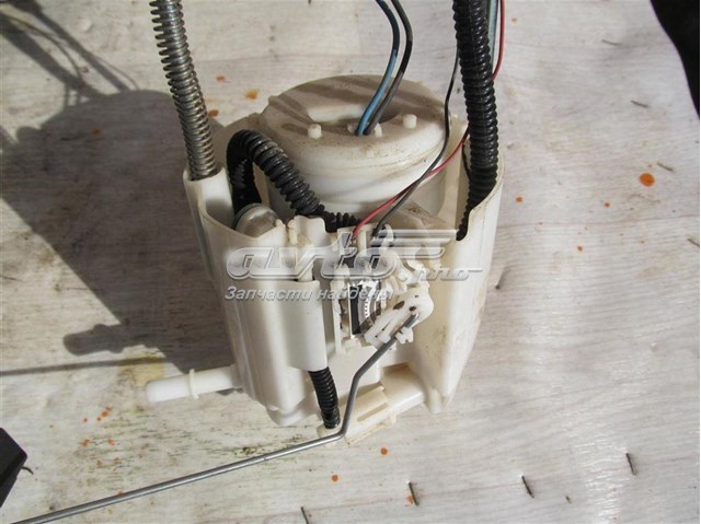 PE1A1335X Mazda Módulo de bomba de combustível com sensor do nível de combustível