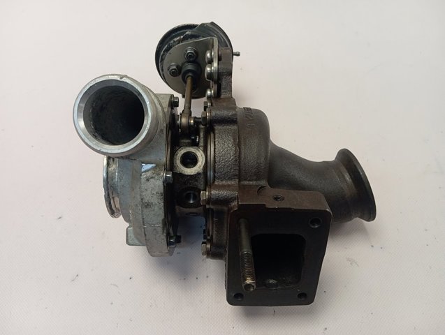 8368255009S Garrett Turbina