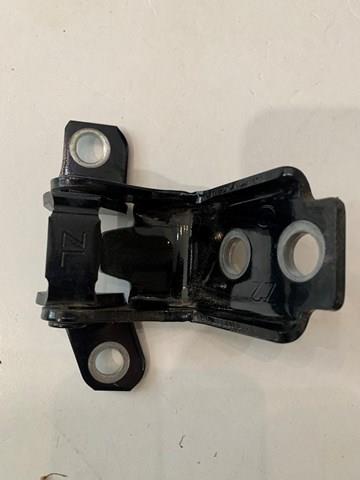 Compre KD5372240A Mazda Gozno da porta traseira direita