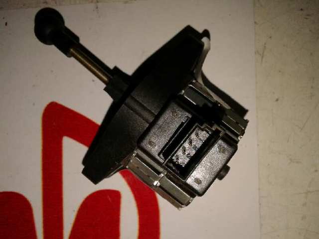 8352206 BMW Corretor da luz