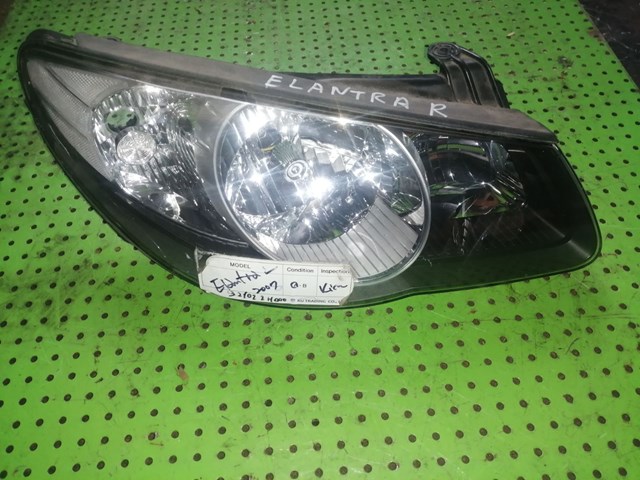 921022H020 Hyundai/Kia Luz direita