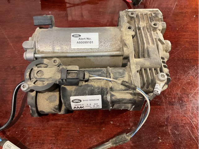 Compre BH3219G525DE Land Rover 