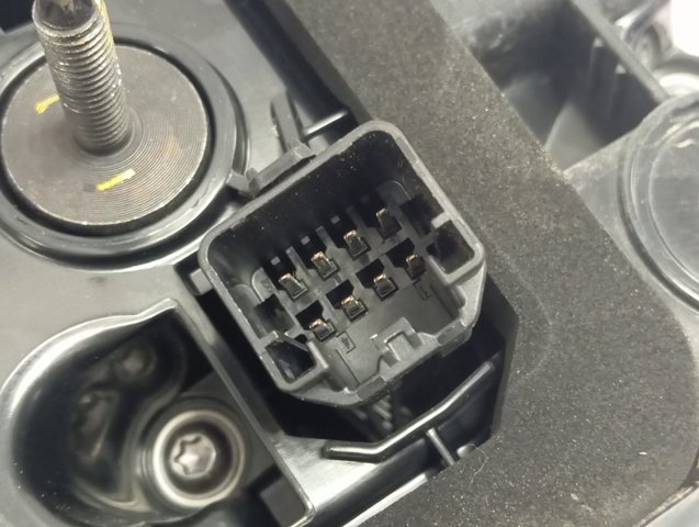 Lanterna traseira direita interna Peugeot/Citroen 9836231380 preço, a partir de 235,06 USD