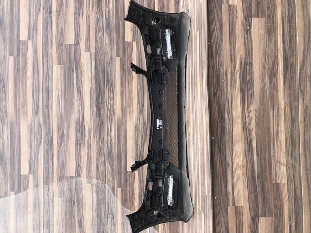 Pára-choque dianteiro A2048807847 Mercedes
