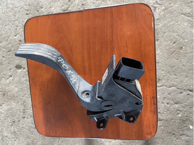 98AB9F836AE Ford Pedal de gás (de acelerador)