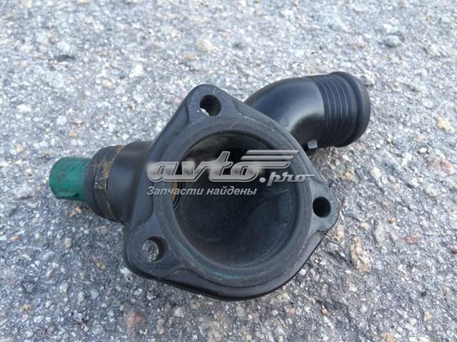 Compre 89FF8594A2A Ford Flange do sistema de esfriamento (união em T)