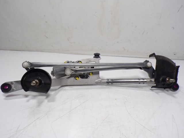 Trapézio de limpador pára-brisas para Toyota Yaris  P21