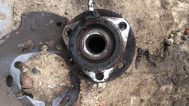 Cubo dianteiro 9117622 General Motors