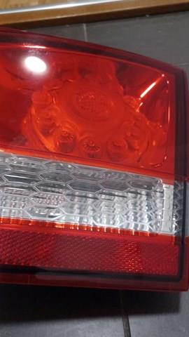 68078516AE Fiat/Alfa/Lancia Lanterna traseira direita interna