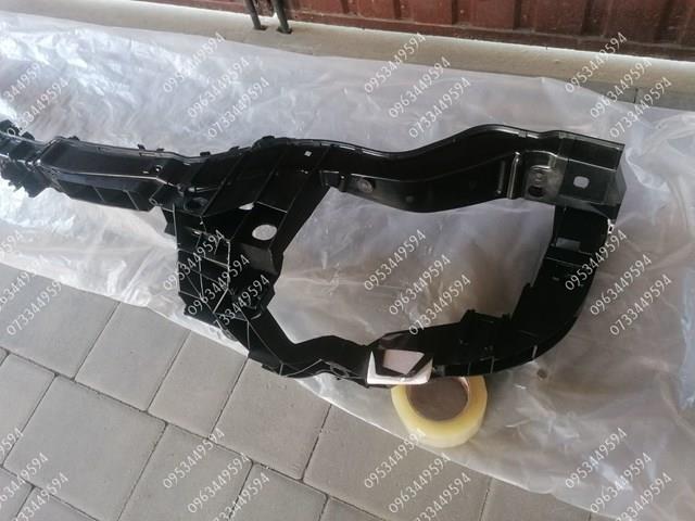 Suporte do radiador montado (painel de montagem de fixação das luzes) FP2813200 FPS