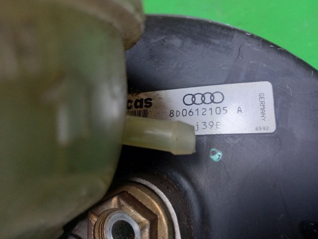 Reforçador dos freios a vácuo VAG 8D0612105A