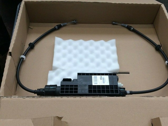 Motor de acionamento do freio de suporte traseiro Mercedes A4479068700 preço, a partir de 352,73 USD