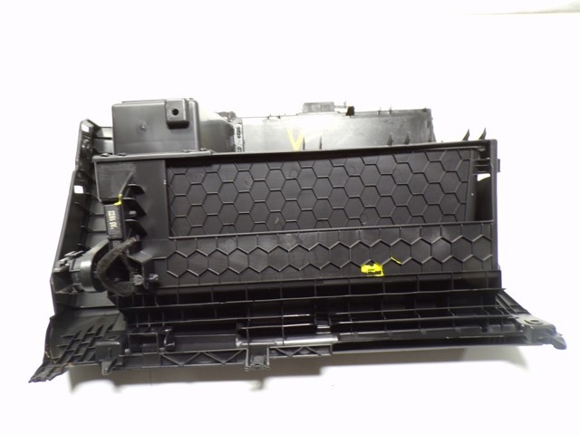  Caixa para porta-luvas (porta-luvas) Cupra FORMENTOR SUV (KM7, KMP) (2020 - 2026) 
