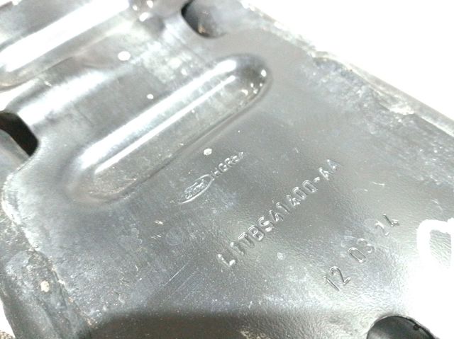 Reforçador do pára-choque traseiro Ford Puma  J2K, CF7