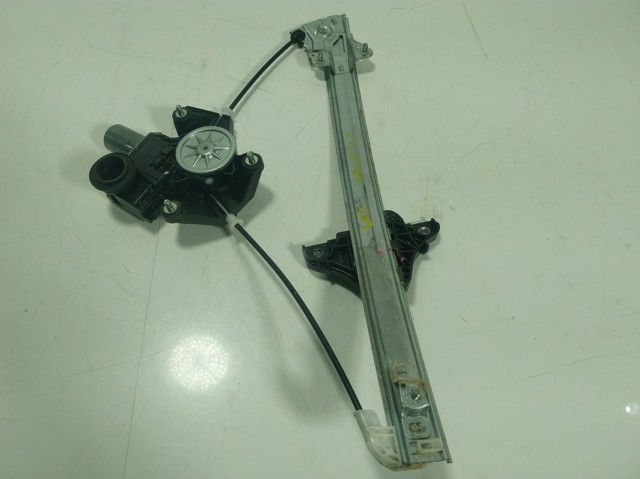 Mecanismo de acionamento de vidro da porta dianteira direita Toyota Yaris  P21