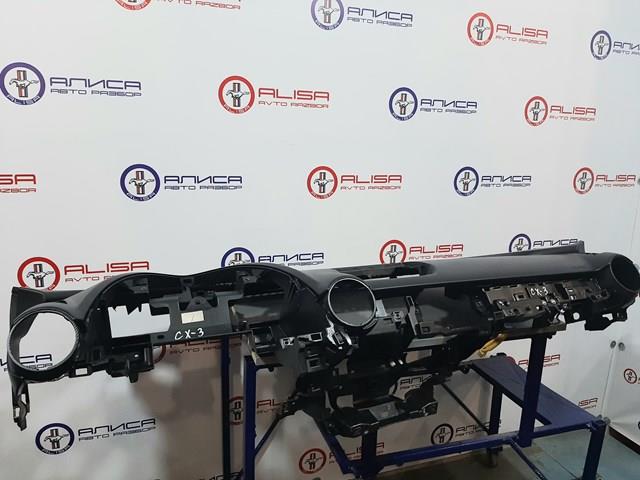 DB2W60400C02 Mazda Painel de salão dianteira do "painel de instrumentos"
