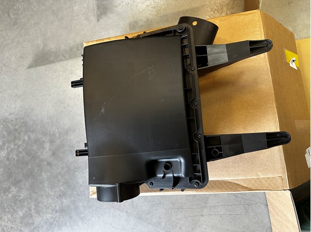  Caixa de filtro de ar Mercedes Sprinter III 3,5-t camião de plataforma/chassis (907, 910) (2018 - 2026) III 3,5-t