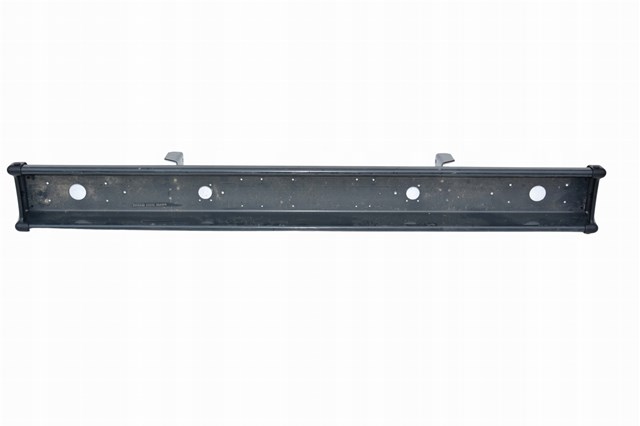 Pára-choque traseiro 500356844 Iveco